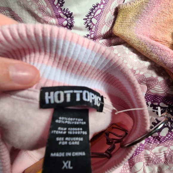 Strawberry Cow Jacket - Picture 4 of 5